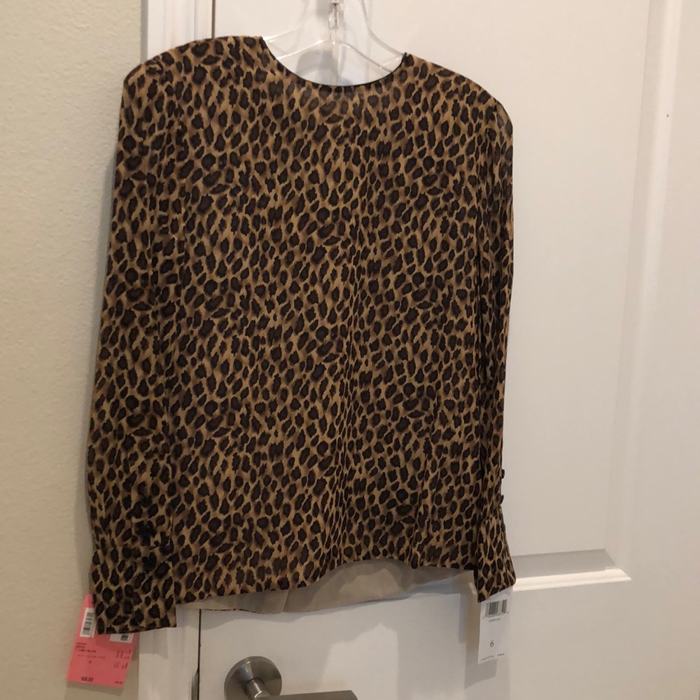 Silk leopard print blouse sheer lined bodice button back new never worn w tags